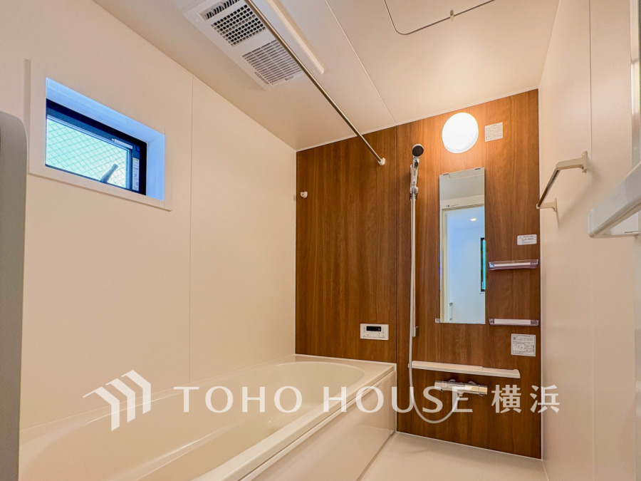 1日の疲れを取り心身を癒すことができる住まいの中のリラクゼーション空間、リラックスできるよう優しいカラーをチョイスしました。時を忘れるほどのんびりできる空間に。