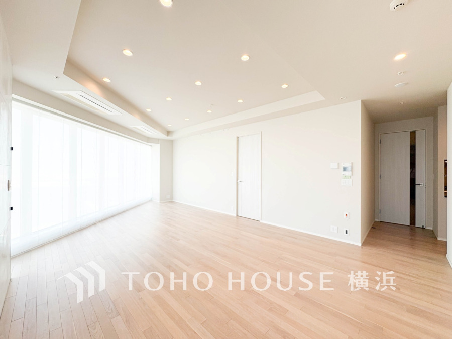 ご家族やお友達との時間など、多くの時を刻む空間。何気なく過ぎる時でさえも上質なひと時となる快適な空間を目指して。