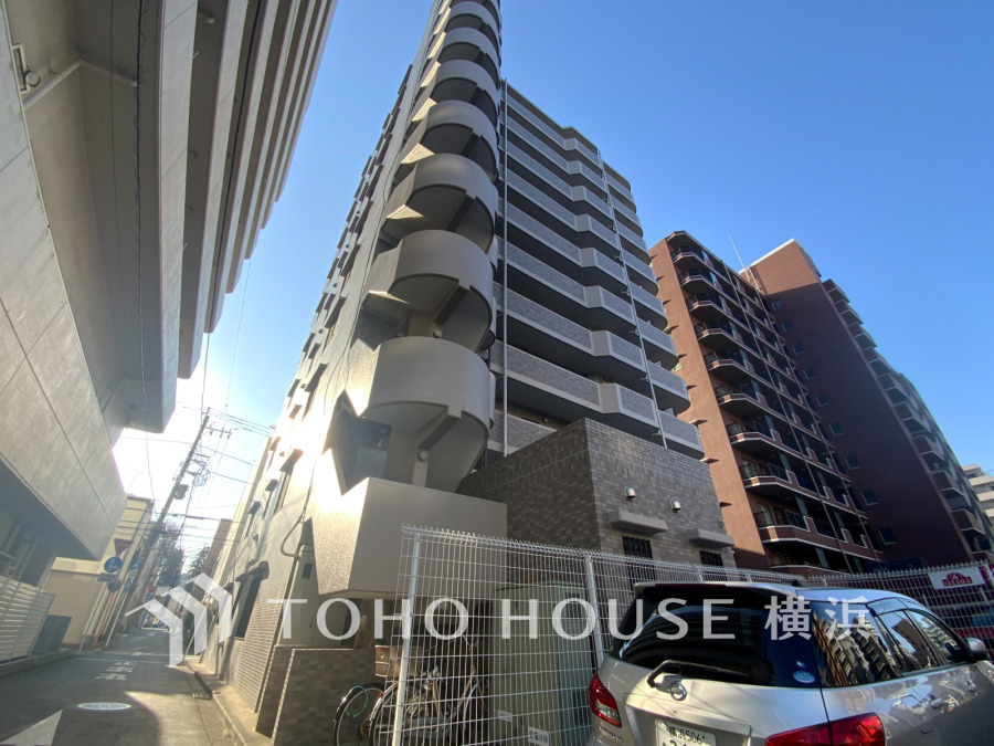 駅近で利便性良好のマンション。ビッグターミナル横浜駅も徒歩圏内で快適な都市生活を実現します。