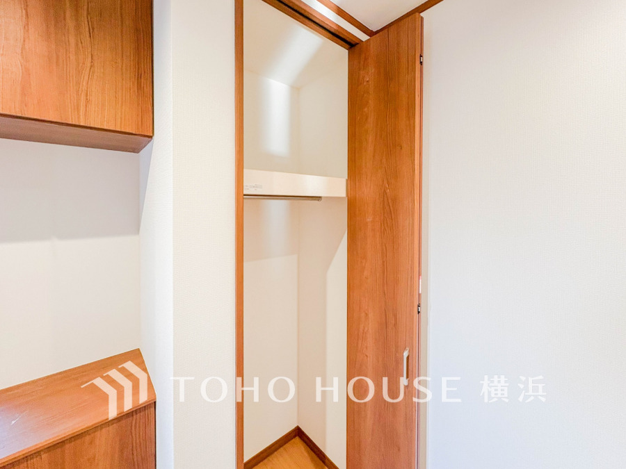 暮らし心地を大きく左右する収納を、適材適所に配置し使い勝手を考慮しました。空間を余すところなく有効利用した収納は生活空間をより上質なものにしてくれるでしょう。