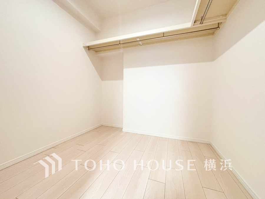 大切なお洋服をたっぷり収納できる大容量のクローゼットは2カ所に完備。