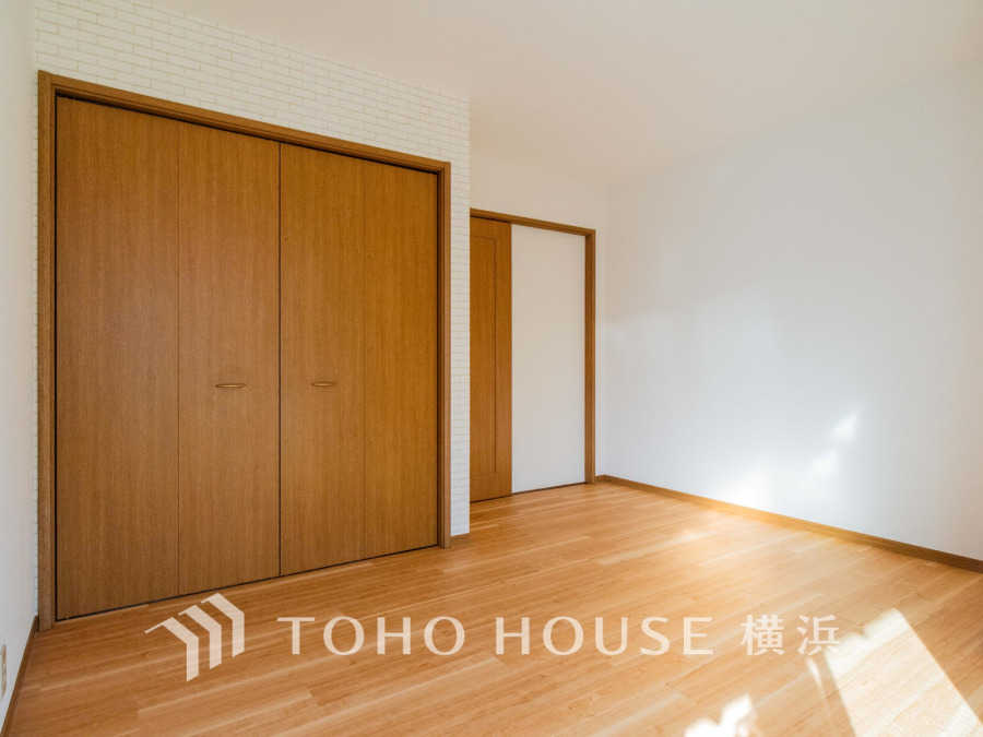 感性を育むプライベートルームはシンプルでスマートな空間。好みの空間で読書をしたり、音楽を聞いたりと一人の時間も充実したものにできます。