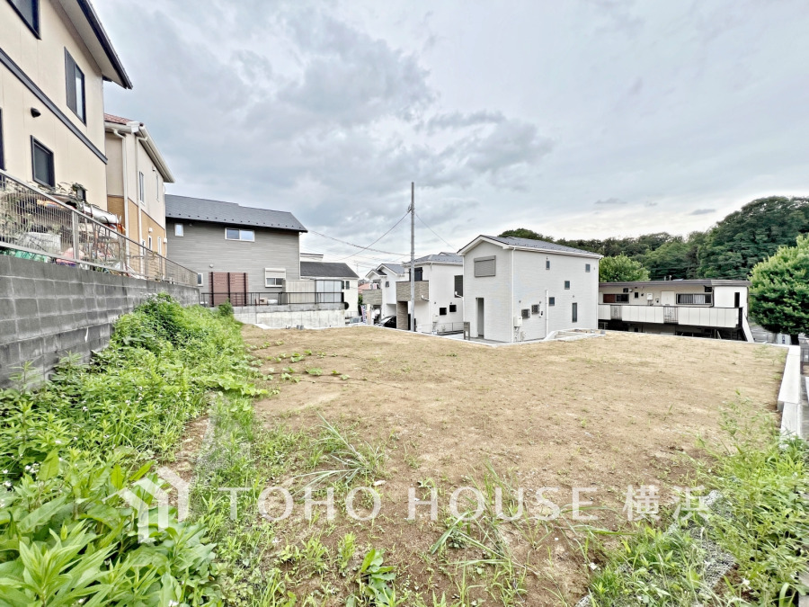 閑静な住宅街。陽当り良好な土地。