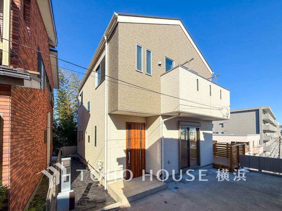 時間のゆとりと空間、爽やかな陽光がもたらす光と風を贅沢なまでに感じる暮らしが始まります。
