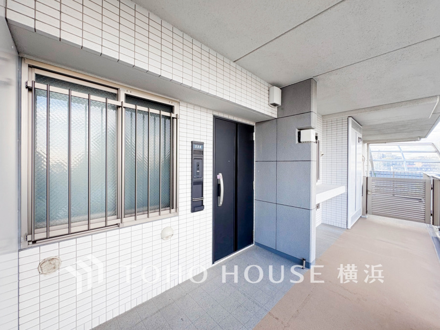 ゆとりと開放感のある共用廊下です。