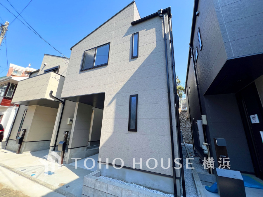 時間のゆとりと空間、爽やかな陽光がもたらす光と風を贅沢なまでに感じる暮らしが始まります。
