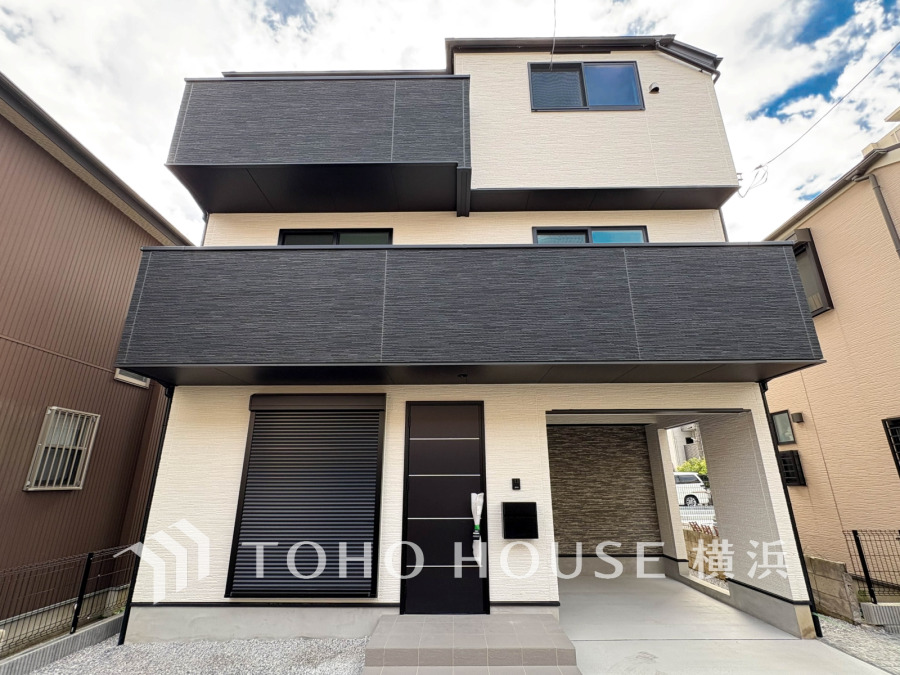 ここから始まる「日常」はご家族にとって大切で貴重な時間。少しでも豊かに、少しでも快適に。そんな想いから生まれた本邸宅は、これから先のお住まいをきっと支えてくれるはずです。