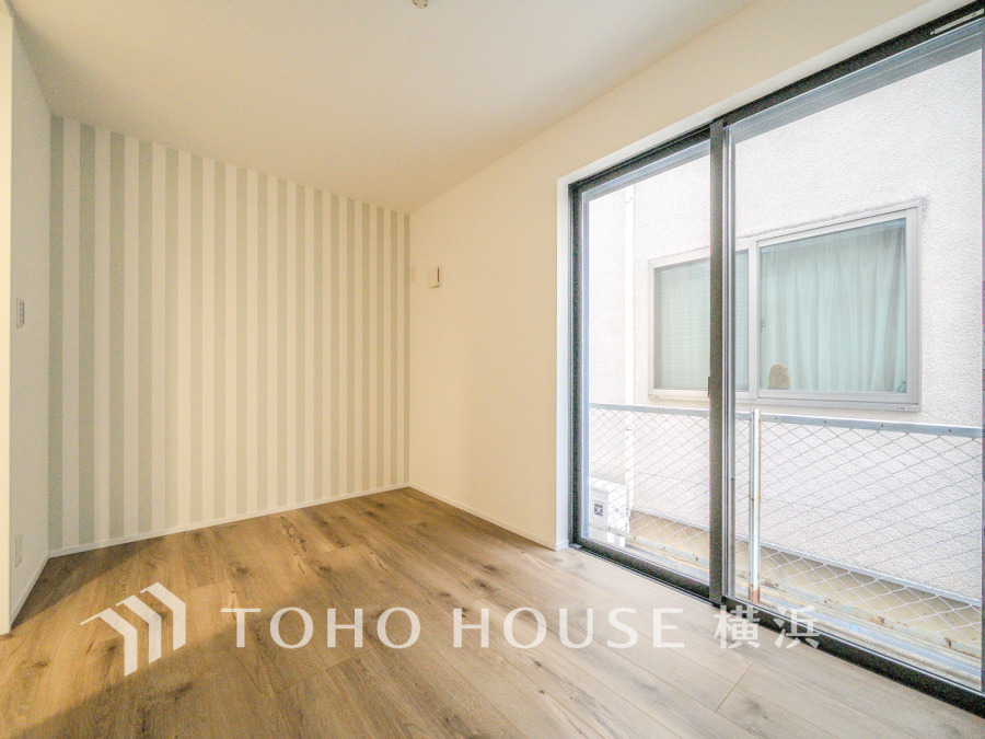 感性を育むプライベートルームはシンプルでスマートな空間。好みの空間で読書をしたり、音楽を聞いたりと一人の時間も充実したものにできます。