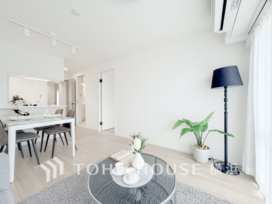 ご家族やお客様との時間など、多くの時を刻む空間。何気なく過ぎる時でさえも上質なひと時となる快適な空間を目指して。