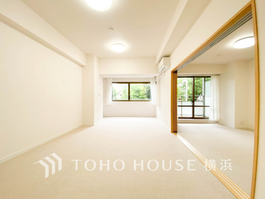 一日の中で多くの時間を過ごすことになる住まいだからこそ、いつも穏やかな空間であるように心掛けています。構成する建材などへの配慮が、住まう方の健康を守ります。