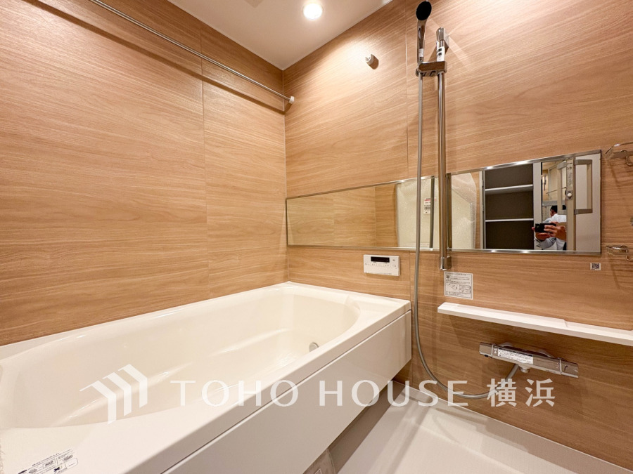 1日の疲れを取り心身を癒すことができる住まいの中のリラクゼーション空間、リラックスできるよう優しいカラーをチョイスしました。時を忘れるほどのんびりできる空間に。