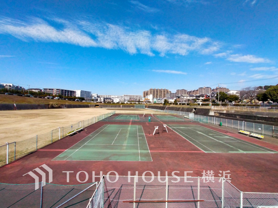 相鉄緑園グラウンドまで　約210ｍ