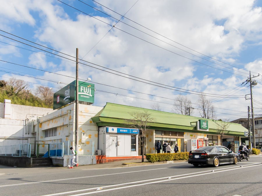 Ｆｕｊｉ上中里店　約500ｍ