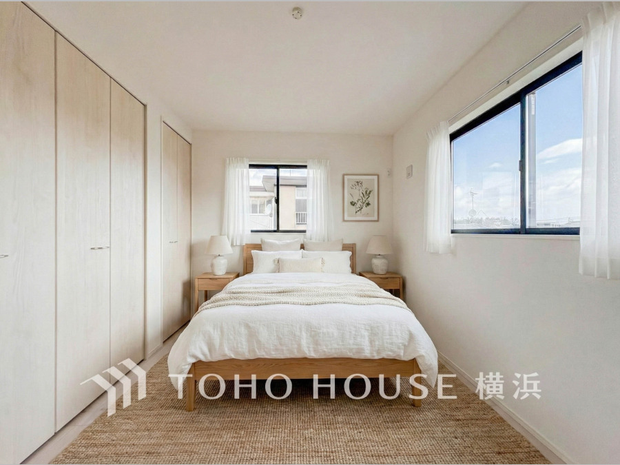 性を育むプライベートルームはシンプルでスマートな空間。好みの空間で読書をしたり、音楽を聞いたりと一人の時間も充実したものにできます。（家具・家電・装飾品はAI画像です）