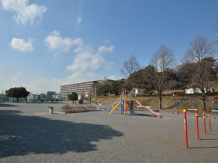 神の木公園　約600ｍ