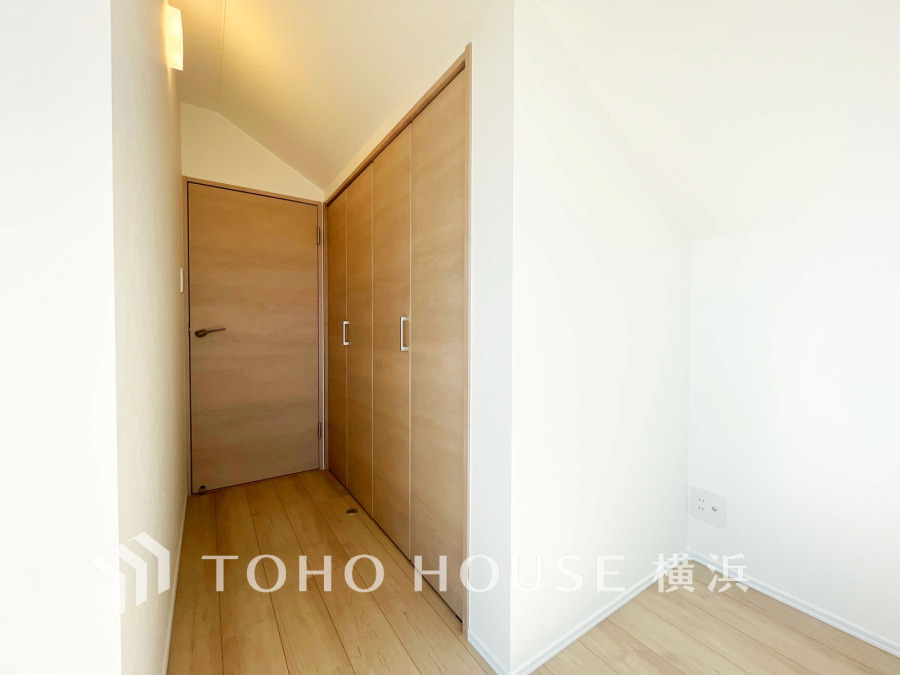 暮らし心地を大きく左右する収納を、適材適所に配置し使い勝手を考慮しました。空間を余すところなく有効利用した収納は生活空間をより上質なものにしてくれるでしょう。