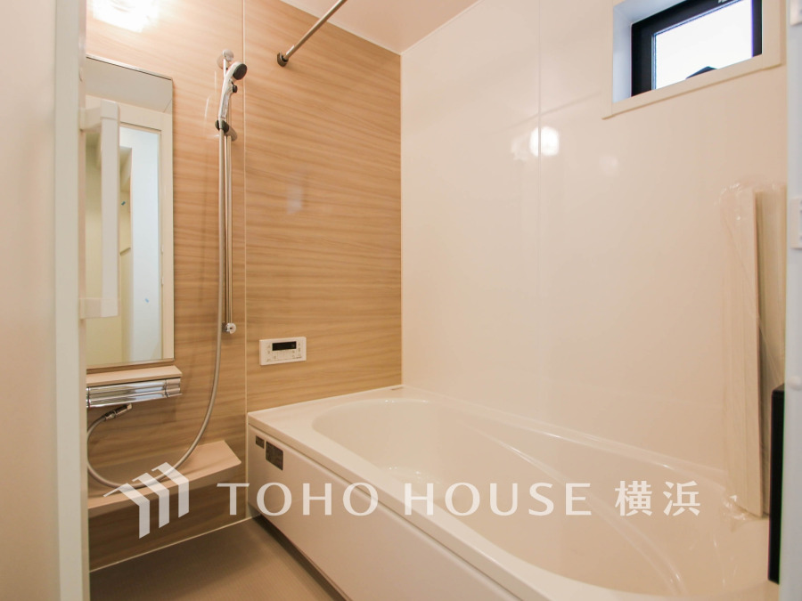 1日の疲れを取り心身を癒すことができる住まいの中のリラクゼーション空間、バスルーム。心からゆったりと寛いでいただけるよう、ゆとりのスペースを確保してます。