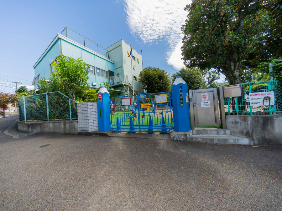 白根幼稚園　約450ｍ
