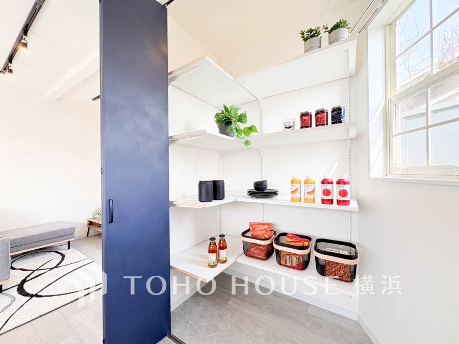 暮らし心地を大きく左右する収納を、適材適所に配置し使い勝手を考慮しました。空間を余すところなく有効利用した収納は生活空間をより上質なものにしてくれるでしょう。