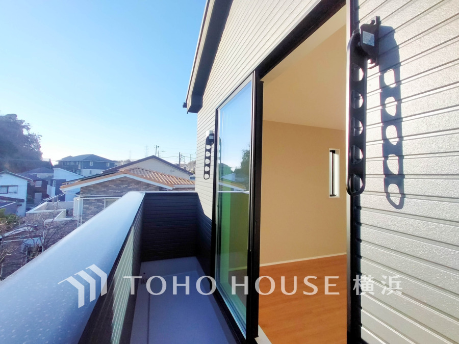 バルコニーは2カ所に設置。爽やかな風を感じて、心躍る素敵な暮らしがはじまります。
