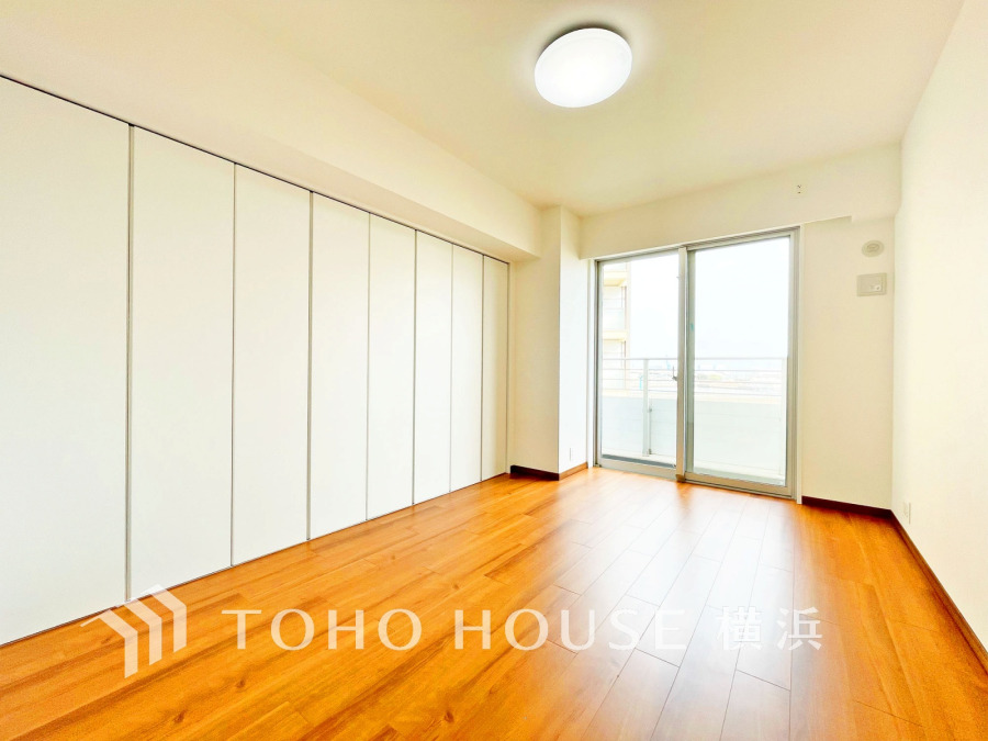 穏やかな寛ぎを届ける上質仕様のゆとりあるお部屋。自分時間を充実させながら心豊かにできるプライベート空間。