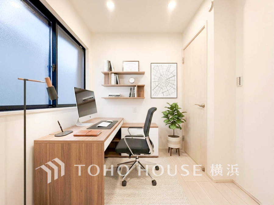 心と時間にゆとりをもたらす場所。自分らしく個性を飾る、センス良い癒しと寛ぎのプライベート空間を演出。※生成AIによるイメージです。家具・小物は販売価格に含まれません。