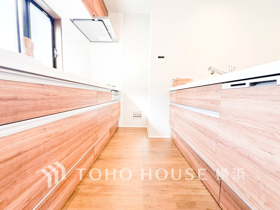 機能性とデザイン性を兼ね備えたシステムキッチン。