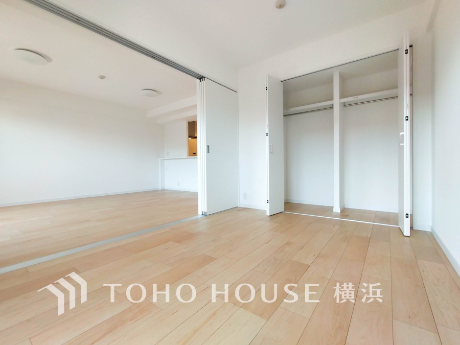 感性を育むプライベートルームはシンプルでスマートな空間。好みの空間で読書をしたり、音楽を聞いたりと一人の時間も充実したものにできます。