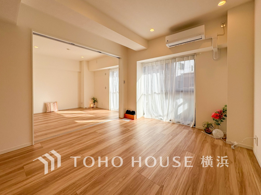 ご家族やお客様との時間など、多くの時を刻む空間。何気なく過ぎる時でさえも上質なひと時となる快適な空間を目指して。