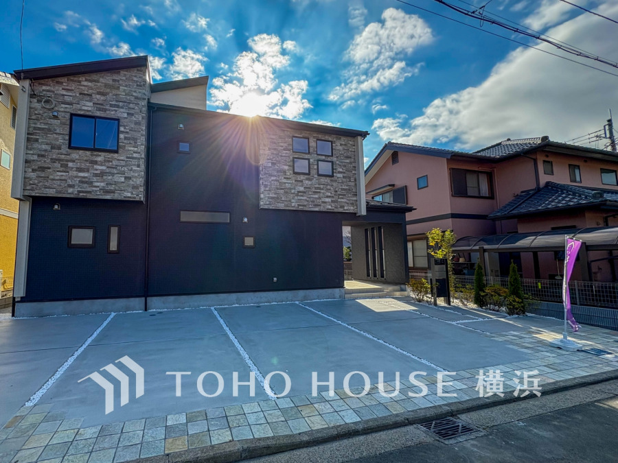 ここから始まる「日常」はご家族にとって大切で貴重な時間。少しでも豊かに、少しでも快適に。そんな想いから生まれた本邸宅は、これから先のお住まいをきっと支えてくれるはずです。