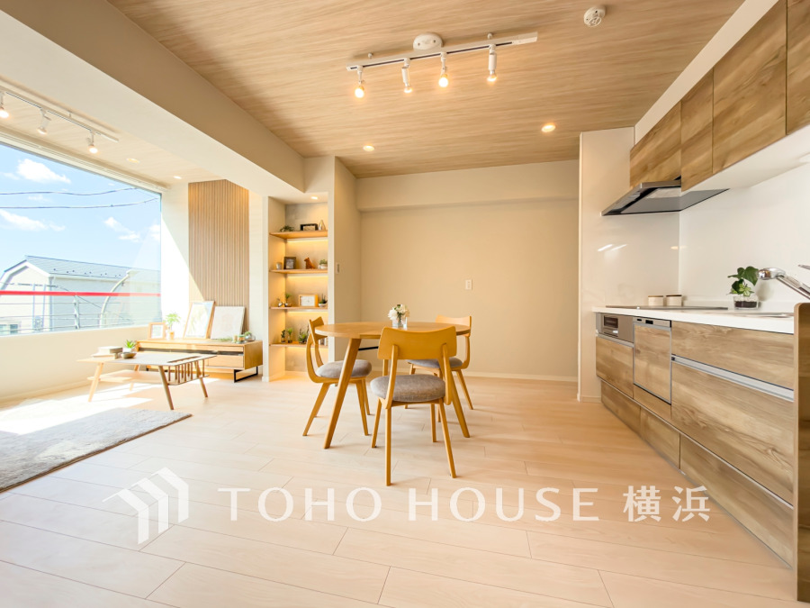 一日の中で多くの時間を過ごすことになる住まいだからこそ、いつも穏やかな空間であるように心掛けています。構成する建材などへの配慮が、住まう方の健康を守ります。