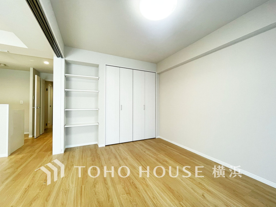 リビングに隣接した洋室は、引き戸を開け放してLDK空間を共有しながら開放的に使うこともできます。
