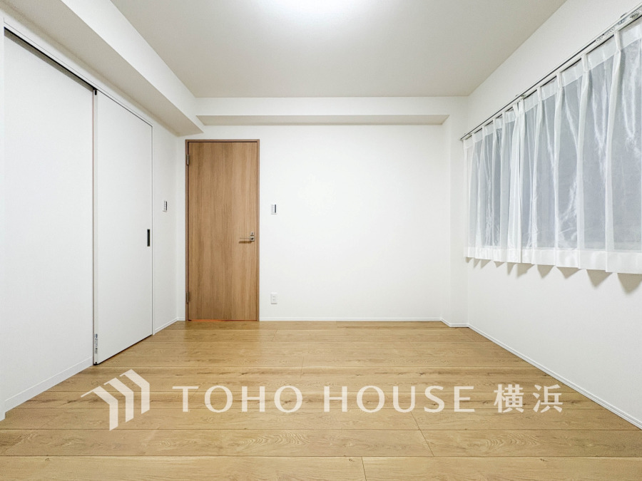1日の疲れを癒し、心地よく寛げるようゆったりとした広さを確保しています。プライベートタイムをより優雅に穏やかに…。落ち着いた雰囲気を紡ぎます。