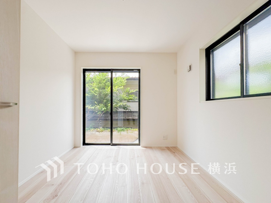 穏やかな寛ぎを届ける上質仕様のゆとりあるお部屋。自分時間を充実させながら心豊かにできるプライベート空間。