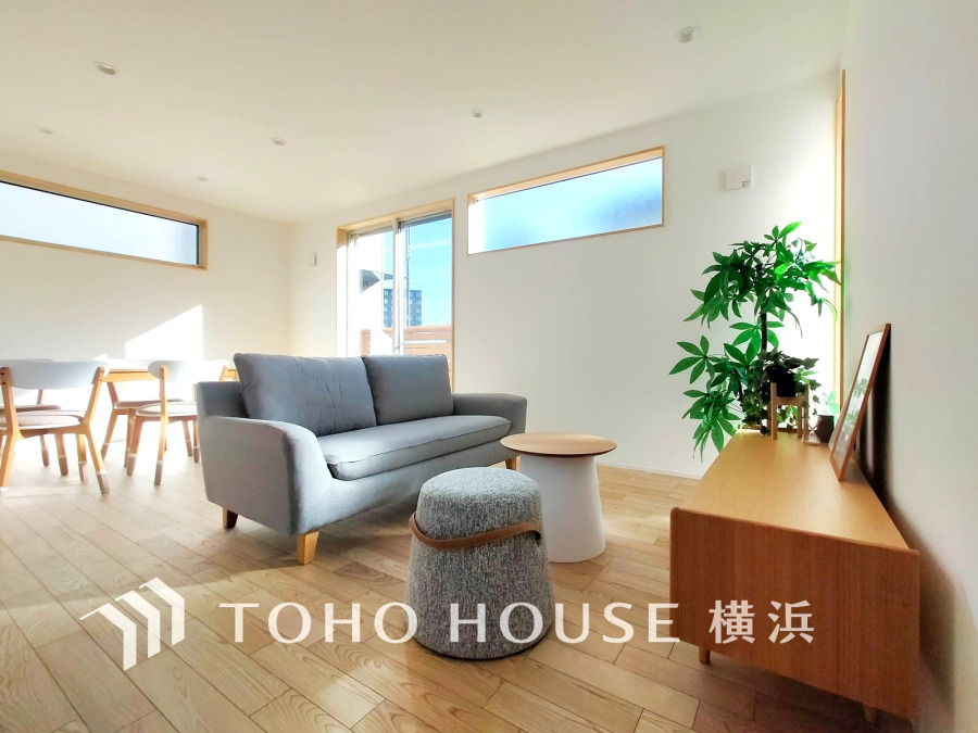 オープンでのびやかな空間を生み出す、こだわりの「広がり」と「ゆとり」。家族と過ごす時間を大切にした住空間♪