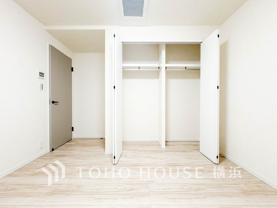 穏やかな寛ぎを届ける上質仕様のゆとりあるお部屋。自分時間を充実させながら心豊かにできるプライベート空間。