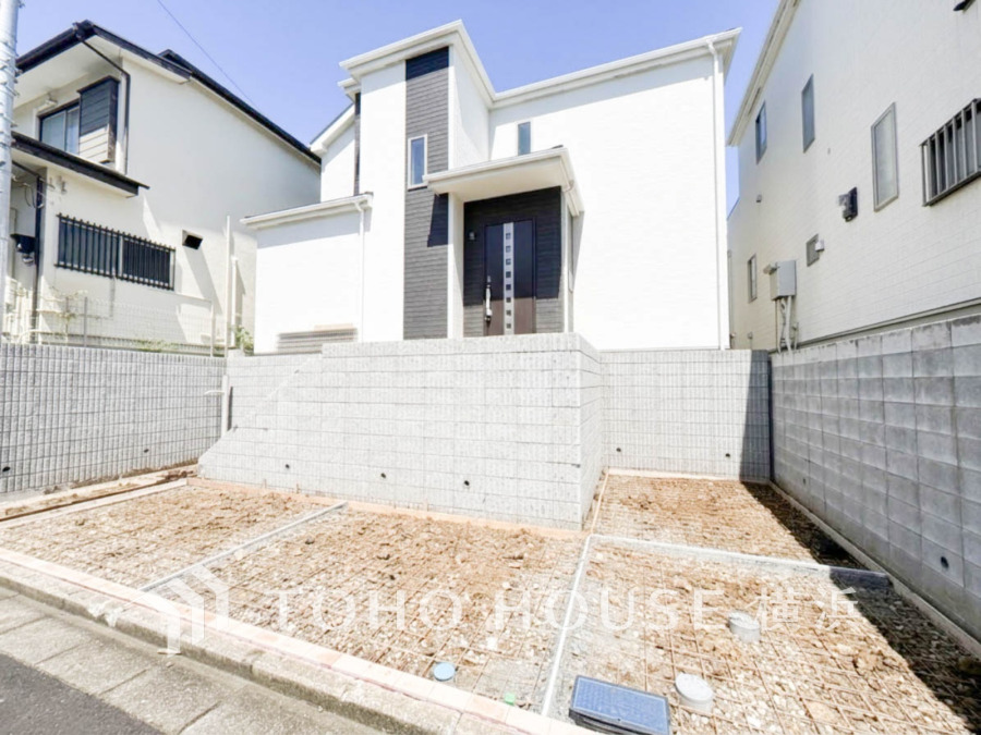 単に見た目や質感の良さだけではなく、建物の基礎や構造といった、目には見えにくい部分にもこだわります。住まいの本質の部分から、住み心地や安全性を見つめ直しました。
