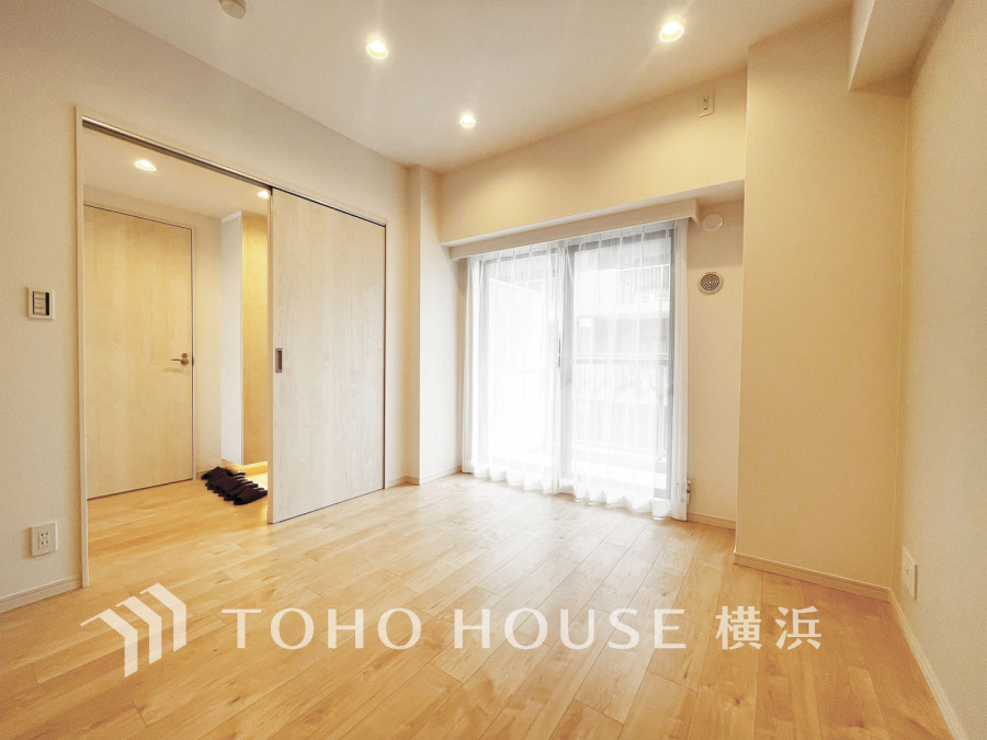 穏やかな寛ぎを届ける上質仕様のゆとりあるお部屋。自分時間を充実させながら心豊かにできるプライベート空間。