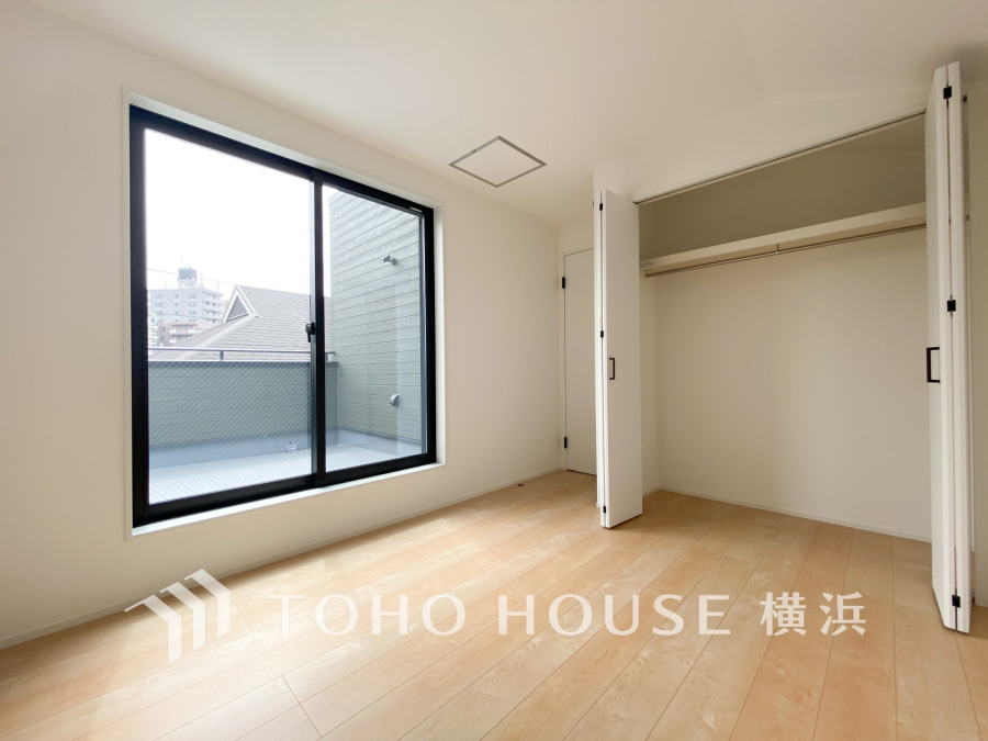 穏やかな寛ぎを届ける上質仕様のゆとりあるお部屋。自分時間を充実させながら心豊かにできるプライベート空間。