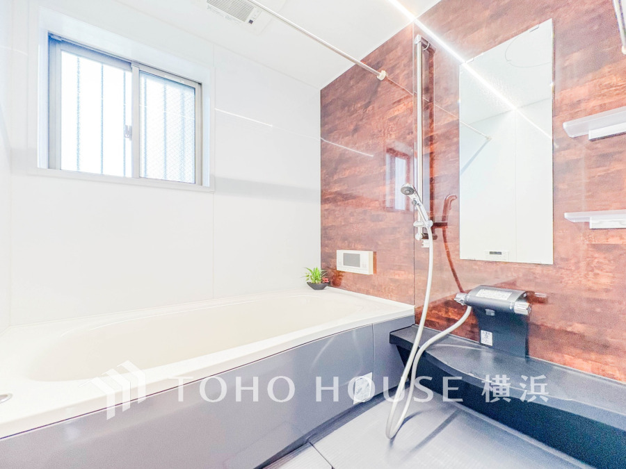 1日の疲れを取り心身を癒すことができる住まいの中のリラクゼーション空間、リラックスできるよう優しいカラーをチョイスしました。時を忘れるほどのんびりできる空間に。