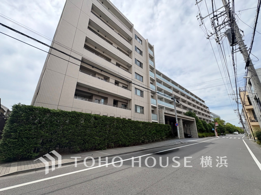 流行に左右されず、将来にわたって価値が継続する「上質」な佇まい。おしゃれな雰囲気や自然の潤い、親しみやすさといった個性を、街に新たな価値をもたらし続ける。
