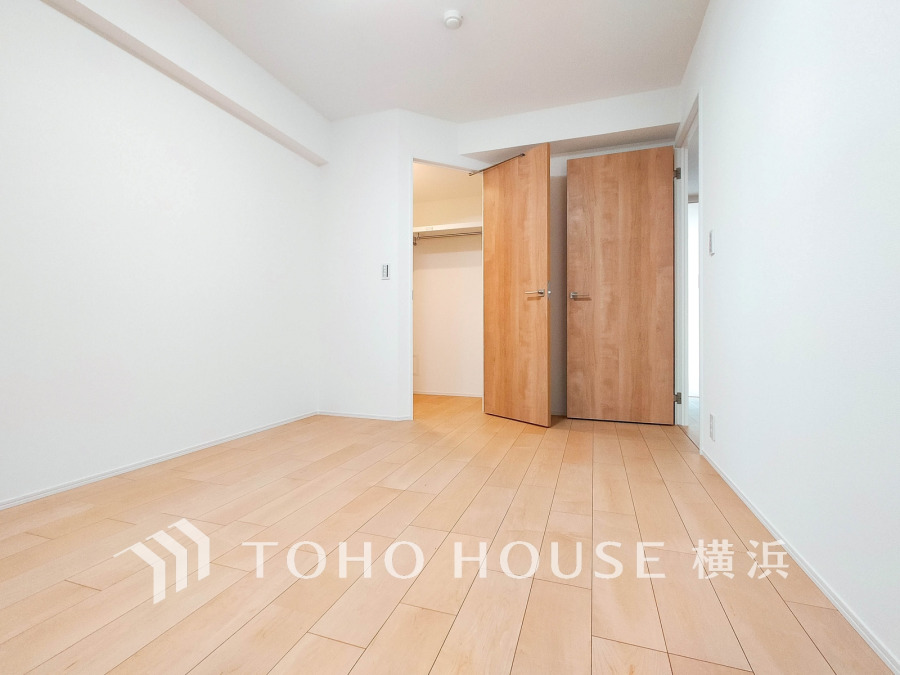 6.5帖のゆとりある洋室には大容量のウォークインクローゼットを完備。