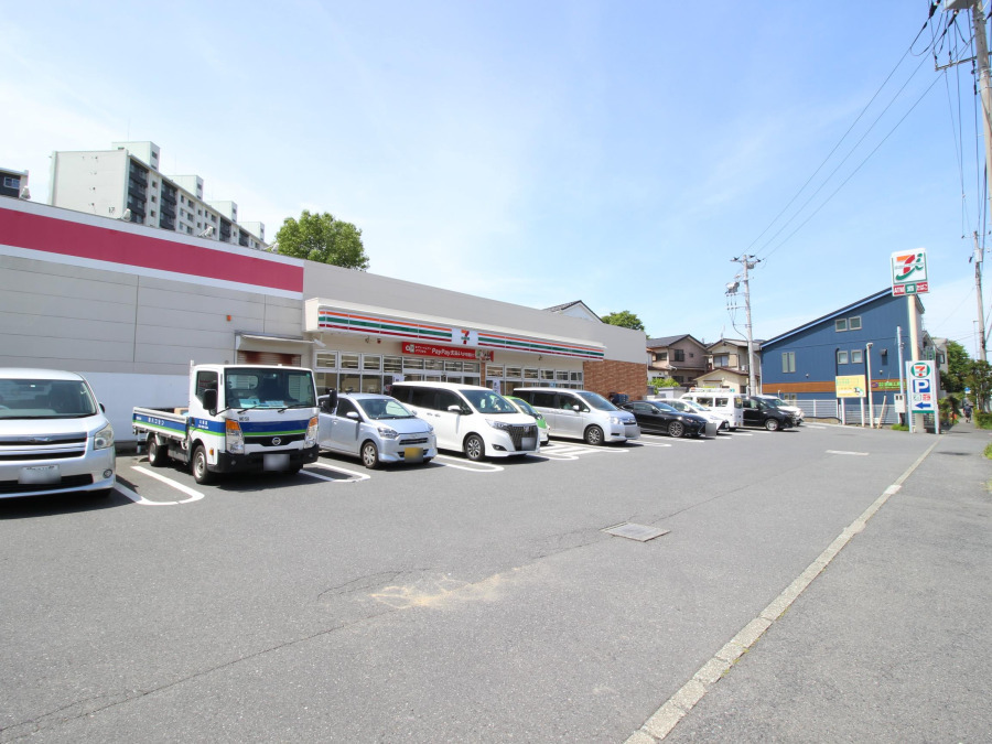 セブンイレブン横浜深谷町店　約1,000ｍ