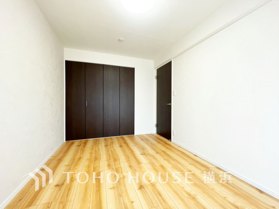 感性を育むプライベートルームはシンプルでスマートな空間。好みの空間で読書をしたり、音楽を聞いたりと一人の時間も充実したものにできます。