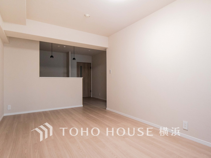 ご家族やお友達との時間など、多くの時を刻む空間。何気なく過ぎる時でさえも上質なひと時となる快適な空間を目指して。