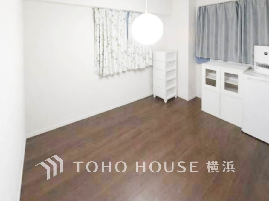 家族一人ひとりの大切なプライベート空間。趣味・感性で個性的に飾って頂けるようシンプルに仕上げてあります。自分時間を充実させながら心豊かなひとときを過ごすための大切な空間。