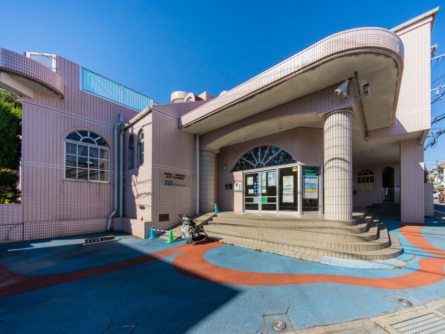 長津田幼稚園　約750ｍ