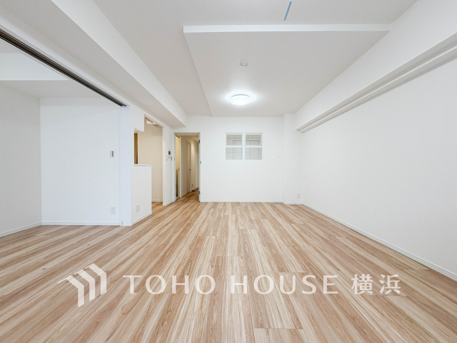 一日の中で多くの時間を過ごすことになる住まいだからこそ、いつも穏やかな空間であるように心掛けています。構成する建材などへの配慮が、住まう方の健康を守ります。