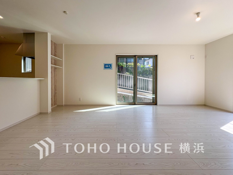 ご家族やお客様との時間など、多くの時を刻む空間。何気なく過ぎる時でさえも上質なひと時となる快適な空間を目指して。