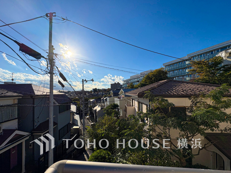 時の流れと共に装いを変える街の景観を独り占め。この街ならではの美しい風景を心ゆくまでお楽しみ下さい。